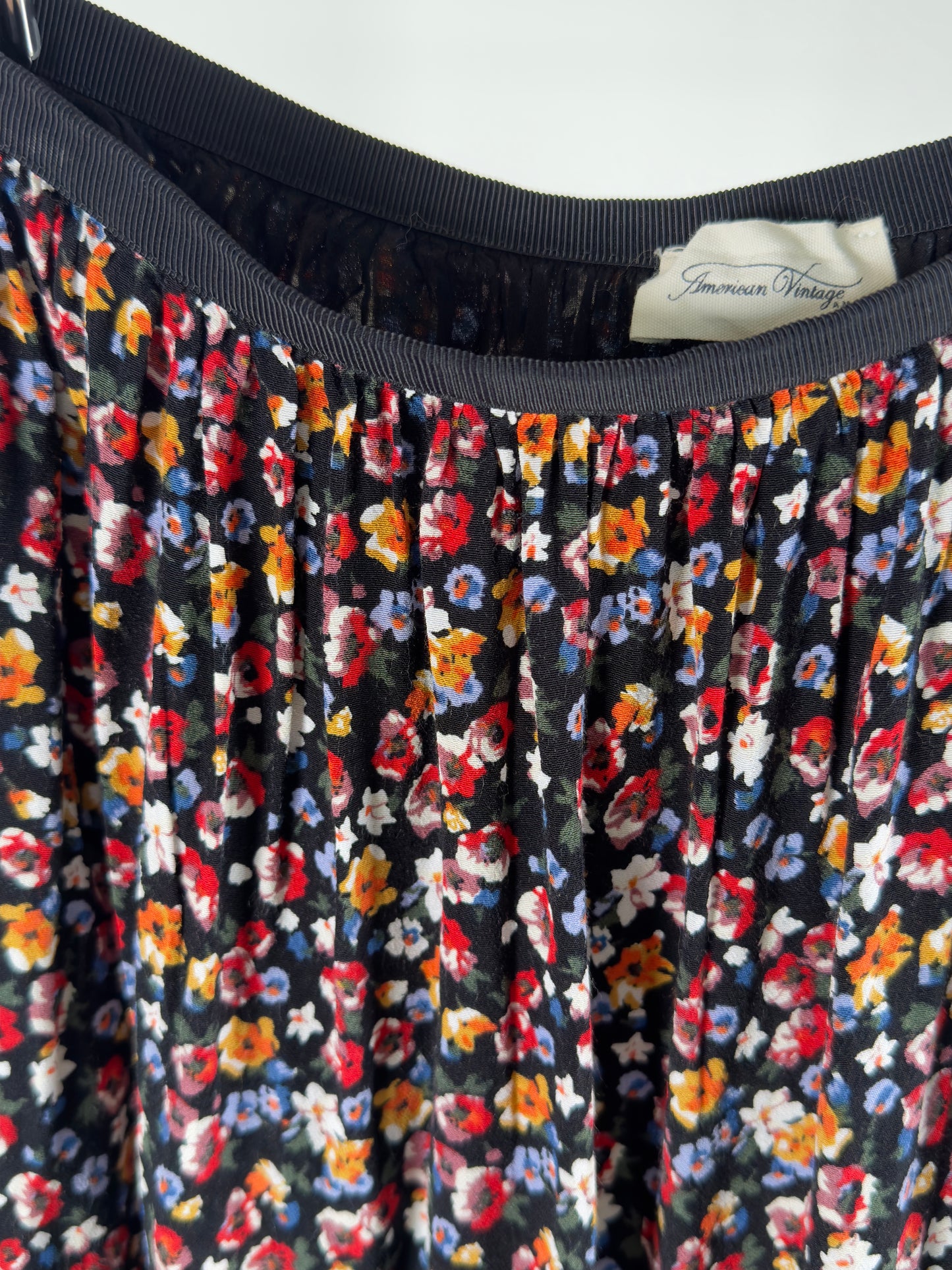 FLORAL MINI SKIRT - SIZE XS