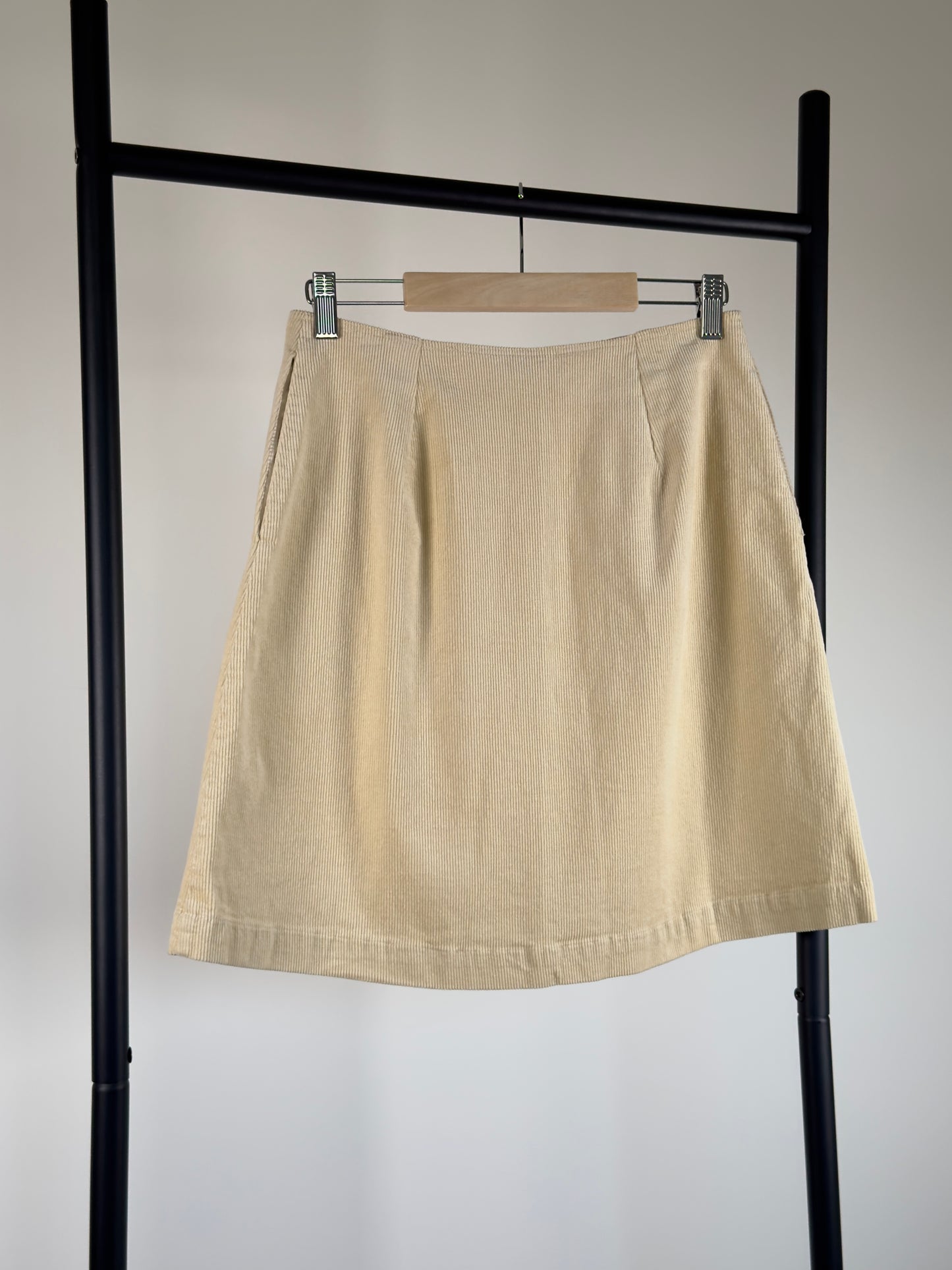 A-LINE CORDUROY SKIRT - SIZE 36
