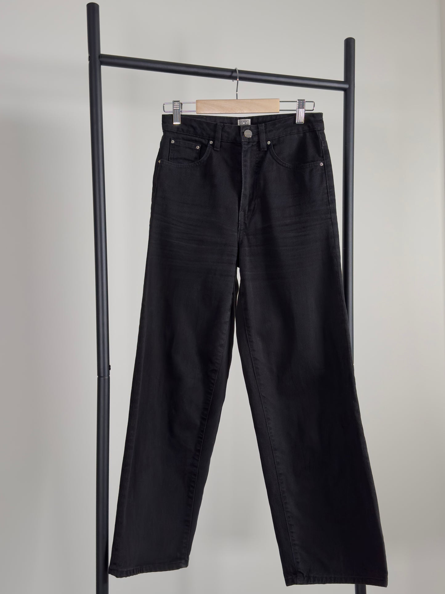 Toteme Flair Jeans black