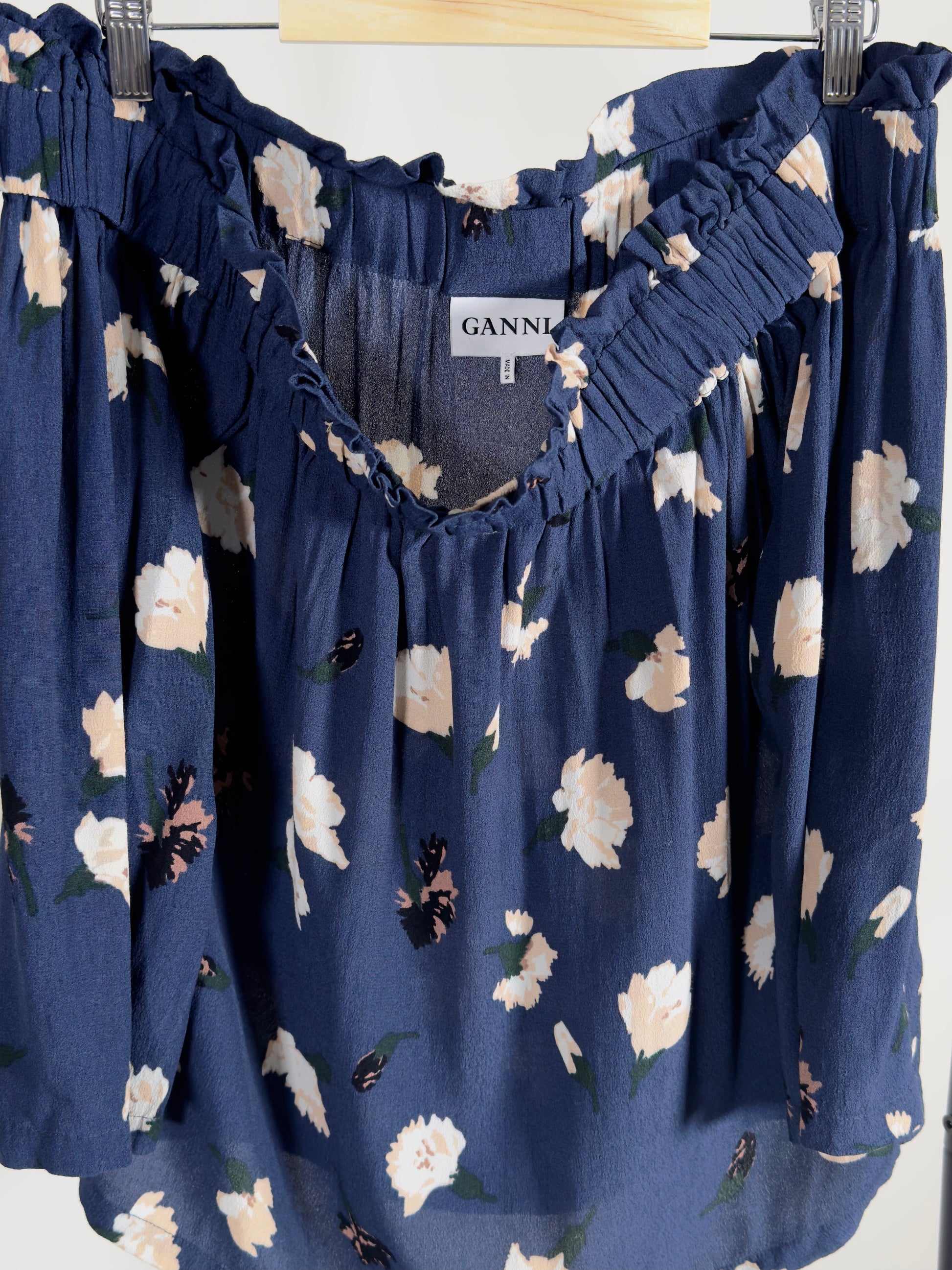 GANNI Off-The-Shoulder Blouse blue