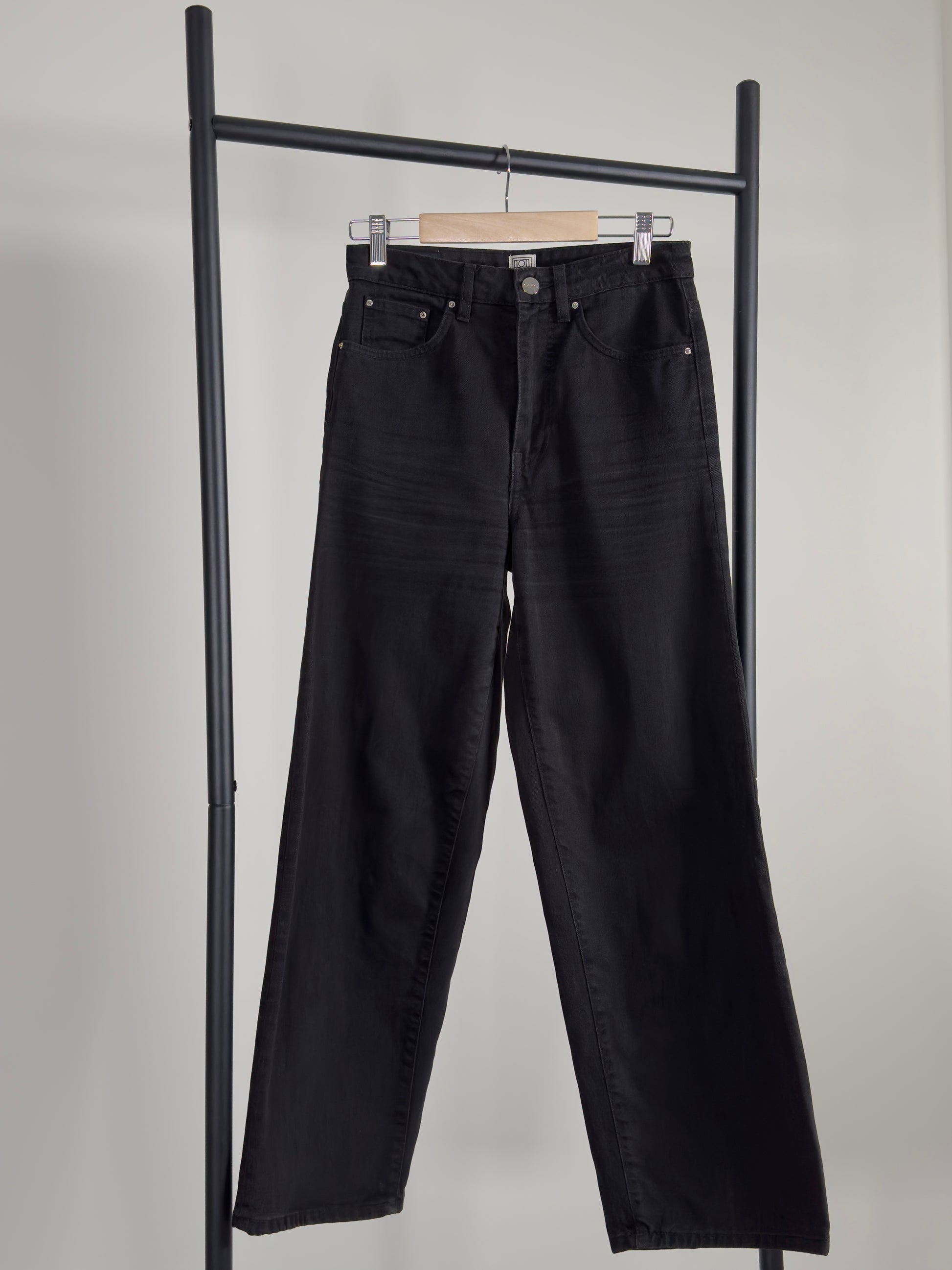 Toteme Flair Jeans black